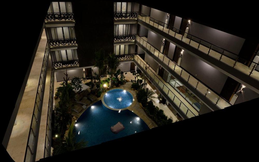 נוסא דואה Amaroossa Suite Bali מראה חיצוני תמונה
